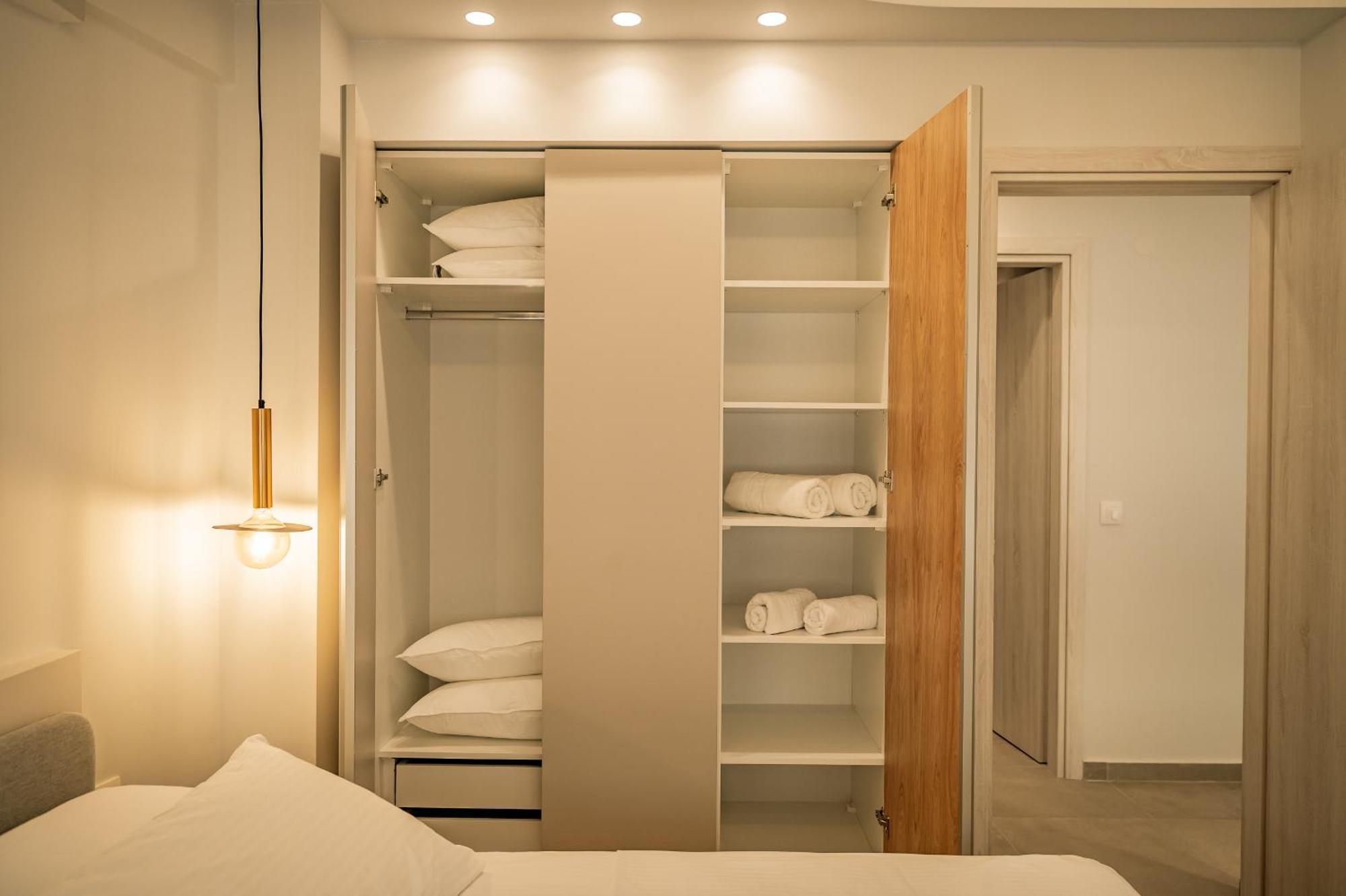 Urban Luxury Suites Thessaloniki Exterior photo